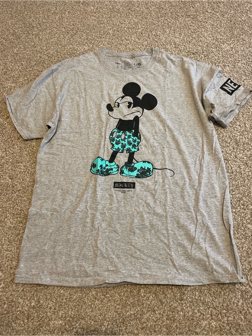 Disney Mickey Mouse Grey Tee with Teal Print - vintage men’s